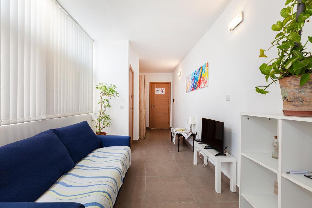 Appartamento Perfect Seaview Penthouse St. Paul's Bay Esterno foto