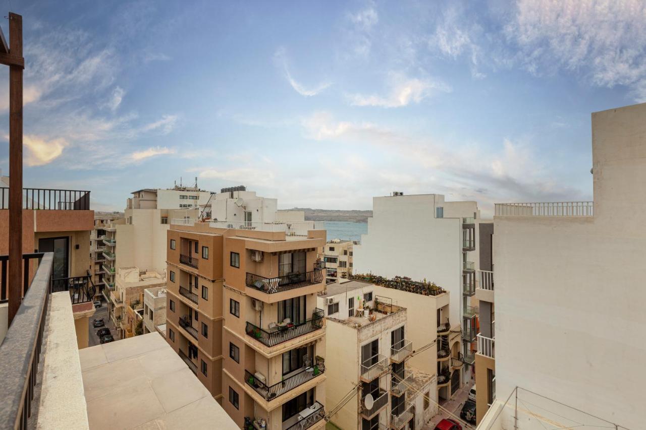 Appartamento Perfect Seaview Penthouse St. Paul's Bay Esterno foto
