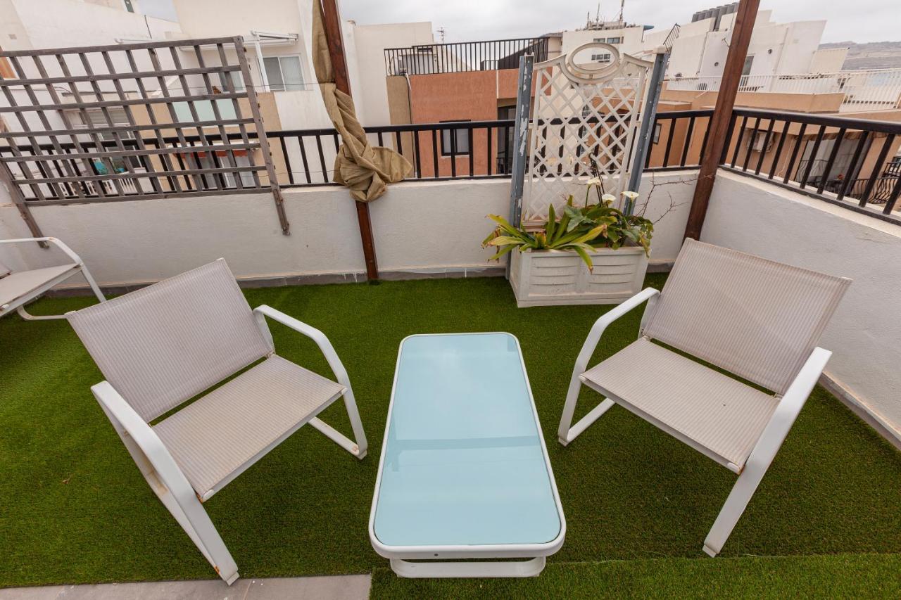 Appartamento Perfect Seaview Penthouse St. Paul's Bay Esterno foto