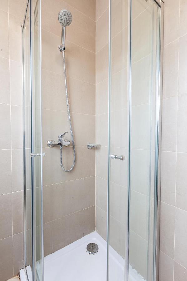 Appartamento Perfect Seaview Penthouse St. Paul's Bay Esterno foto